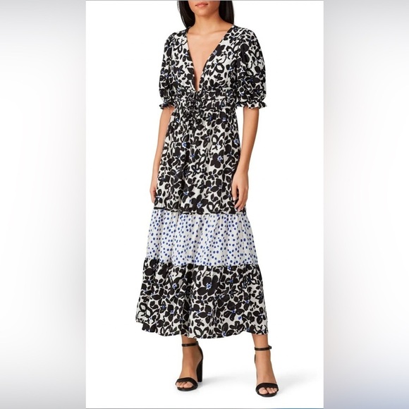 Love, Whit Dresses & Skirts - Love, Whit By Whitney Port Black & White Floral Puff Sleeve Dress